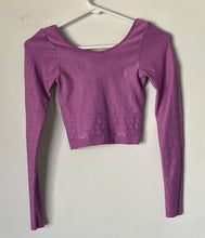 Load image into Gallery viewer, Bebe Womens Pink Long Sleeve Scoop Neck Cropped Blouse Top Size P/S