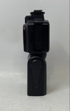 Load image into Gallery viewer, Neewer TT560 Speedlite Black Camera Flash With Case Not Tested