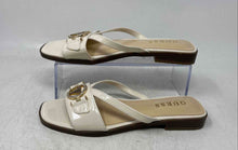 Load image into Gallery viewer, Guess Womens Beige Patent Leather Open Toe Slip-On Slide Sandals Size 6M