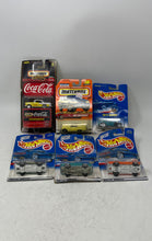 Load image into Gallery viewer, Lot Of 6 Pieces Multicolor Decorative Mini Die-Cast Cars Collection