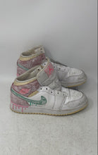 Load image into Gallery viewer, Nike Kids Air Jordan 1 Mid SE Multicolor Sneakers Shoes Size 6Y No Laces
