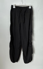 Load image into Gallery viewer, Zara Womens Black Elastic Waist Flap Pockets Pull-On Cargo Pants Size S