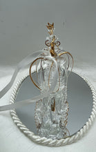 Load image into Gallery viewer, Bouchard Crystal Cinderella Horse Drawn Carriage Ring Pillow Wedding Figurine