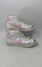 Load image into Gallery viewer, Nike Boys Blazer Mid 77 DA4086-106 White Pink Gray Lace-Up Running Shoes Size 7Y