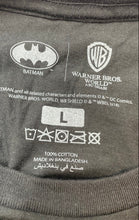 Load image into Gallery viewer, Warner Bros Mens Black Graphic Print Batman Pullover T-Shirt Size L With Tag
