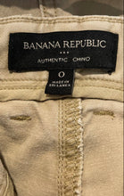 Load image into Gallery viewer, Banana Republic Womens Beige Patch Pockets Ankle Zip Authentic Chino Pants Sz 0