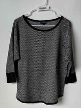 Load image into Gallery viewer, The Limited Womens Black Gray Chevron Boat Neck 3/4 Sleeve Pullover Sweater Sz L