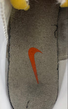 Load image into Gallery viewer, Authentic Nike Womens Blazer Mid 77 Vintage White Black Sneakers Shoes Size 9.5