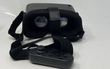 Load image into Gallery viewer, Destek V5 Black Wireless Smartphone Virtual Reality Headset In Open Box Untested