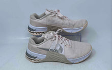 Load image into Gallery viewer, Nike Womens Metcon 8 Light Pink Low Top Lace-Up Sneaker Shoes Size 7.5