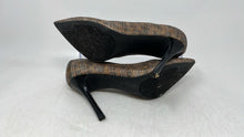 Load image into Gallery viewer, Guess Womens Gold Silver Sparkly Slip-On Stiletto Pointed Toe Pump Heels Sz 6.5M