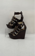 Load image into Gallery viewer, Michael Kors Womens Brown Heels Size 6M