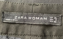 Load image into Gallery viewer, Zara Womens Black Flat Front Pockets Regular Fit Straight Leg Ankle Pants Size 4