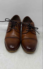 Load image into Gallery viewer, Stacy Adams Boys 43418-221 Brown Faux Leather Cap Toe Oxford Dress Shoes Size 2M