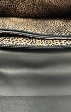 Load image into Gallery viewer, Unbranded Womens Black Adjustable Strap Shoulder Crossbody Bag