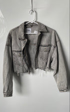 Load image into Gallery viewer, Zara Womens Gray Long Sleeve Collared Button Front Cropped Denim Jacket Size S