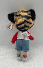 Load image into Gallery viewer, Na! Na! Na! Surprise Kids Multicolor Series 1 CJ Cuddles 7 In Soft Fashion Doll