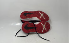 Load image into Gallery viewer, Nike Boys Team Hustle D 10 Red Lace-Up Low Top Basketball Shoes Size 4.5Y