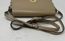 Load image into Gallery viewer, Vera Pelle Womens Beige Leather Adjustable Strap Shoulder Crossbody Purse