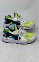 Load image into Gallery viewer, Nike Mens Air Huarache Volt White Green Blue Lace-Up Sneaker Shoes Size 8.5