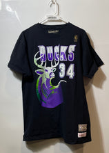 Load image into Gallery viewer, Mitchell & Ness Mens Black Milwaukee Bucks Ray Allen #34 Pullover T-Shirt M
