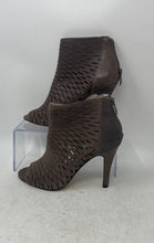 Load image into Gallery viewer, Vince Camuto Womens Krandi Brown Leather Stiletto Heel Ankle Bootie Size 7M