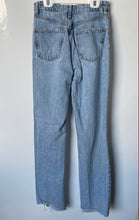 Load image into Gallery viewer, Zara Womens Blue Denim 5 Pocket Design Distressed High-Rise Straight Jeans Sz 4