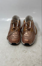 Load image into Gallery viewer, Nike Kids Air Max 90 SE LTR 859562-900 Metallic Rose Gold Sneaker Shoes Sz 2.5Y