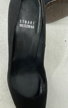 Load image into Gallery viewer, Stuart Weitzman Womens Black Pointed Toe Slip-On Stiletto Pump Heels Size 8M