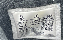Load image into Gallery viewer, Nike Kids Air Jordan 8 Retro 305360-062 Black Hook & Loop Sneaker Shoes Size 5C