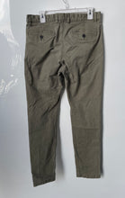 Load image into Gallery viewer, H&M Mens Green Slash Pockets Button Front Belt Loops Chino Pants Size 33