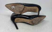 Load image into Gallery viewer, Via Spiga Womens Black Pointed Toe Slip-On Stiletto Pump Heels Size 8.5M
