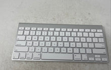 Load image into Gallery viewer, Apple Model A1314 Silver QWERTY English Bluetooth Compact Wireless Keyboard