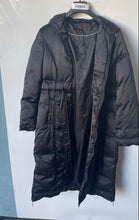 Load image into Gallery viewer, Via Spiga Womens Black Quilted Long Sleeve Hooded Puffer Coat Size Medium