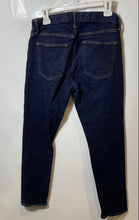 Load image into Gallery viewer, Gap Mens Blue Denim 5-Pocket Design Button Athletic Tapered Leg Jeans Size 31x32