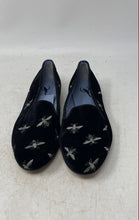 Load image into Gallery viewer, Unbranded Womens Black Gray Embroidered Bee Printed Slip-On Loafer Shoes Size 6B