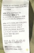 Load image into Gallery viewer, Chico's Mens Green Flat Front Slash Pocket Cropped Pants Size 0.5
