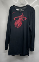 Load image into Gallery viewer, Nike Mens Black Miami Heat Dri-Fit Basketball T-Shirt Size Large
