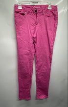 Load image into Gallery viewer, Kenneth Cole Womens Pink Pockets Denim Skinny Leg Jeans Pants Size 29