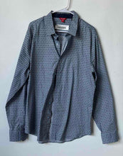 Load image into Gallery viewer, Guess Mens Blue And White Printed Collared Long Sleeve Button-Up Shirt Size XL