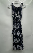 Load image into Gallery viewer, Tommy Hilfiger Womens Black Floral V-Neck Sleeveless Fit & Flare Dress Size 8
