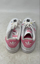 Load image into Gallery viewer, Adidas X Hello Kitty Girls Stan Smith ID7230 White Pink Sneakers Shoes Size 5.5