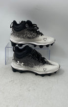 Load image into Gallery viewer, Under Armour Boys Spotlight Franchise RM 2.0 Black White Football Cleats Sz 1.5Y