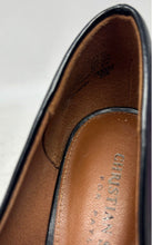Load image into Gallery viewer, Christian Siriano Womens Black Pointed Toe Slip-On Stiletto Pump Heels Size 7.5
