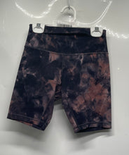 Load image into Gallery viewer, Lululemon Womens Black Beige Printed Activewear Athletic Shorts Size 4