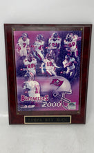 Load image into Gallery viewer, 2000 Tampa Bay Buccaneers Football Players Wall Hanging Collectible NFL Plaque
