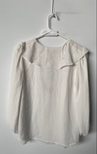 Load image into Gallery viewer, Zara Womens White Ruffle V-Neck Balloon Sleeve Pullover Blouse Top Size XS