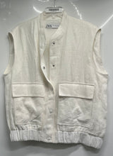Load image into Gallery viewer, Zara Womens White Sleeveless Flat Pockets Snap Front Oversized Vest Size XS-S
