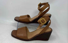 Load image into Gallery viewer, Crown Vintage Womens Railynn Brown Wedge Heel Ankle Strap Sandals Size 9.5M