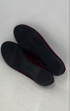 Load image into Gallery viewer, Christian Siriano Womens Burgundy Suede Chain-Trim Slip-On Loafer Flats Size 8.5